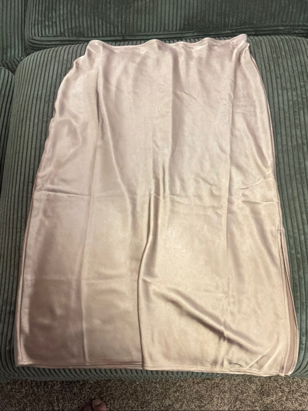 Old Navy Satin Slip Skirt in Mauve